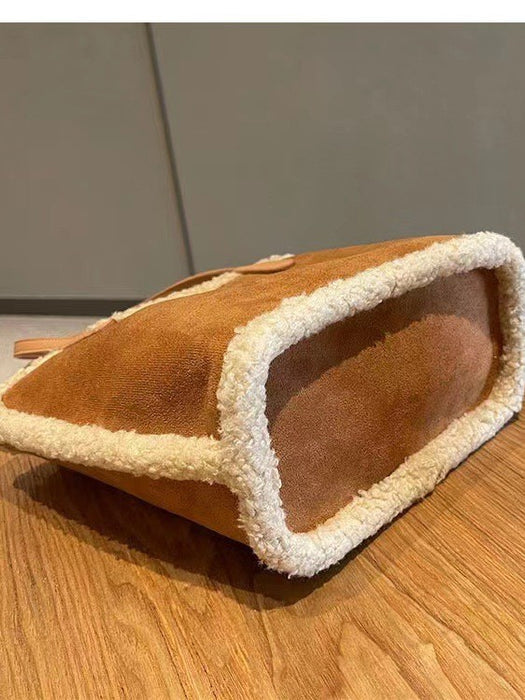 Wholesale Large-capacity plush frosted handbag for autumn and winter