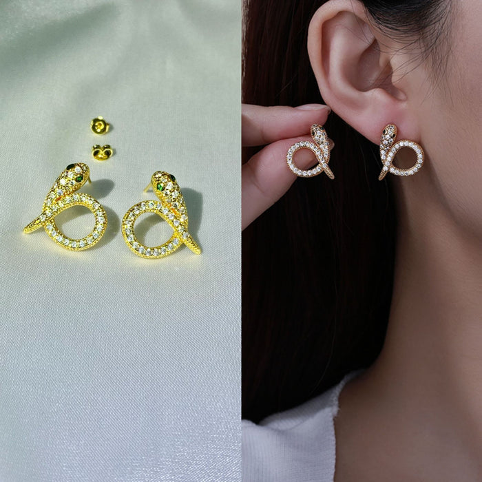 Wholesale New niche design with micro inlaid zircon earrings, exquisite and fashionable earrings and studs