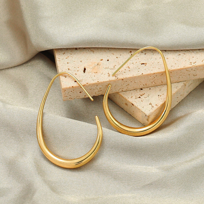 Wholesale Earrings with copper plated large earrings, high-end retro earrings and earrings, 2 new styles