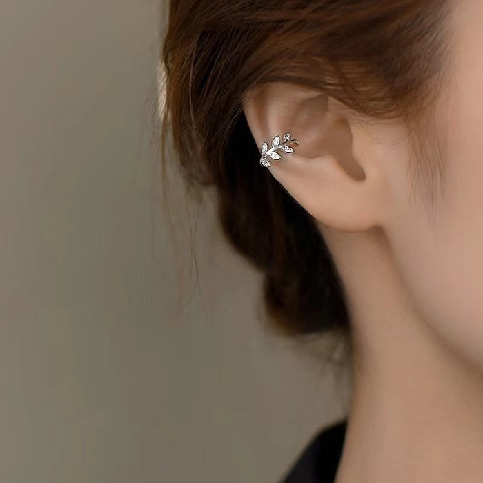 Wholesale Exquisite and minimalist leaf ear bone clip without ear holes, adjustable earrings, high-end ear accessories