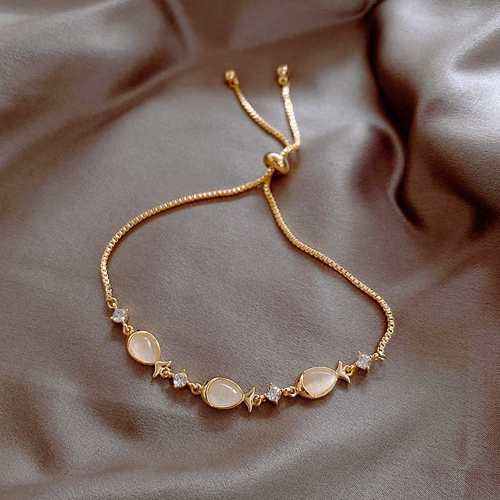 Wholesale Cat's eye stone bracelet girls fashion temperament  zircon jewelry