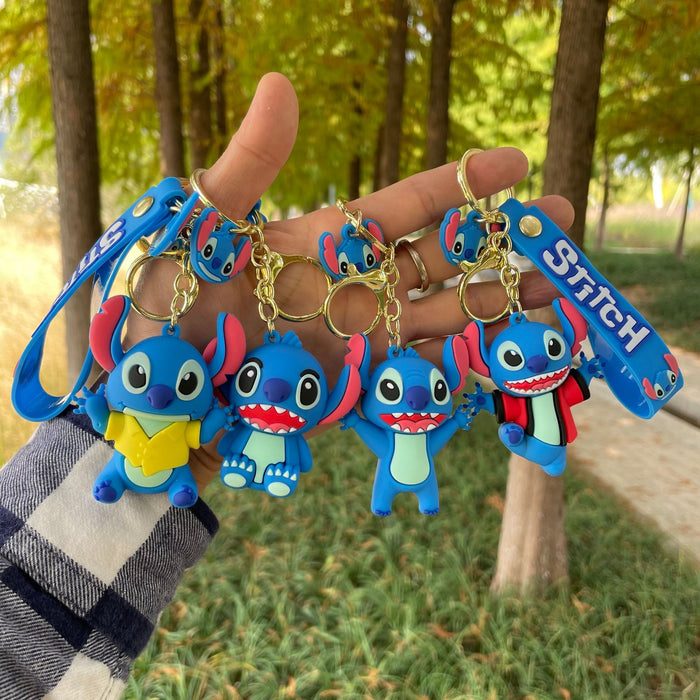 Wholesale Soft plastic figurine creative cute PVC keychain, car keychain, backpack pendant