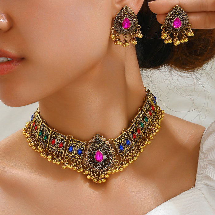 Wholesale Sparkling Diamond Necklace Earrings Set