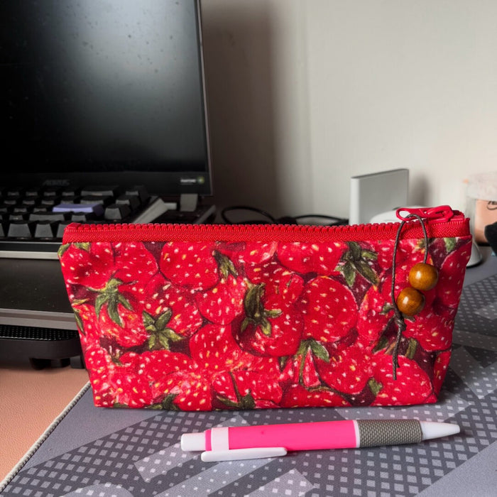 Wholesale Canvas Cream Floral Pencil Case Large Capacity Makeup Bag