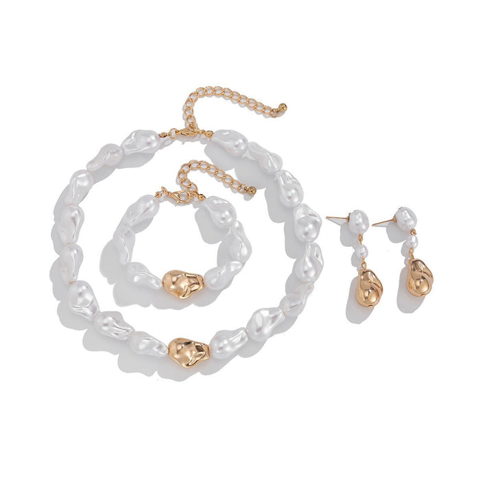 Wholesale  Jewelry French Style Imitation Pearl Baroque Necklace