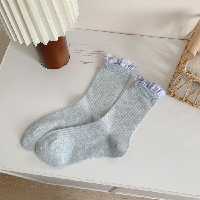Wholesale Lace retro mid tube socks pile socks