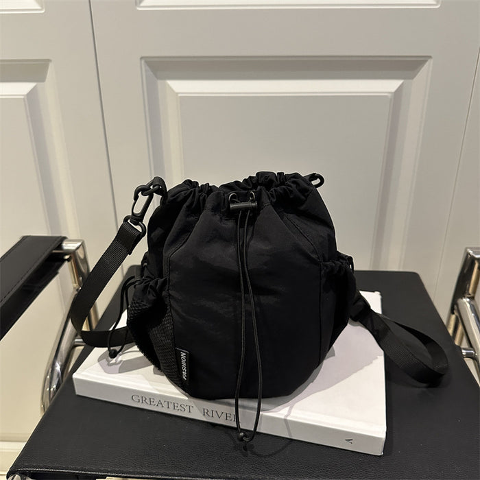 Wholesale Small niche design drawstring bucket bag, outdoor sports, leisure, fashion, versatile nylon crossbody bag