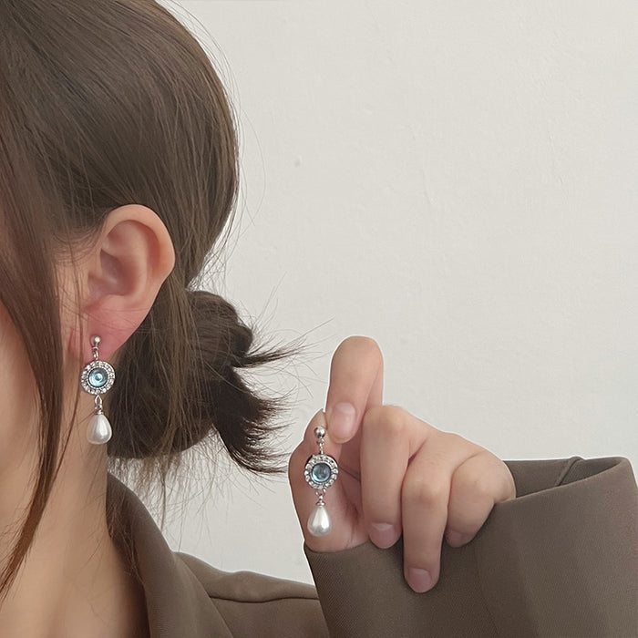 Wholesale Pearl necklace light luxury niche collarbone chain pearl earring necklace set combination