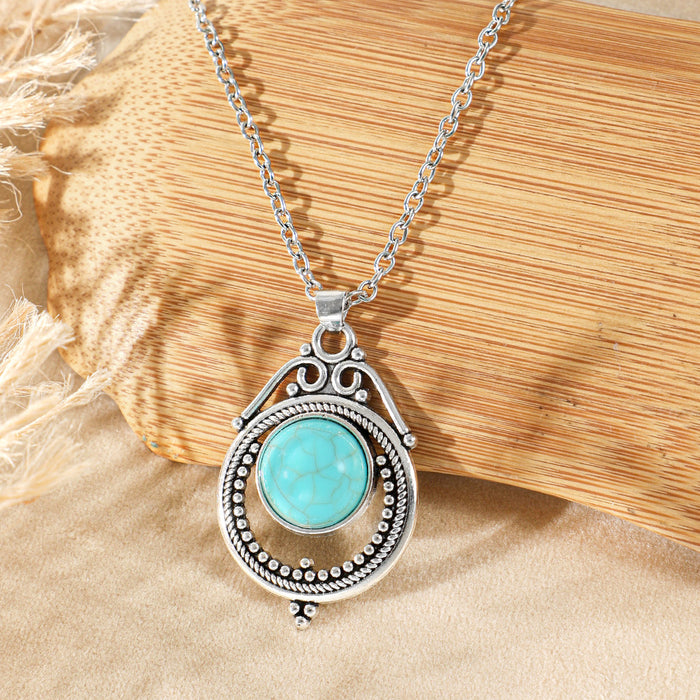 Wholesale Bohemian Love Heart Pendant Necklace Vintage Ethnic Style Fashion Accessory MOQ≥2