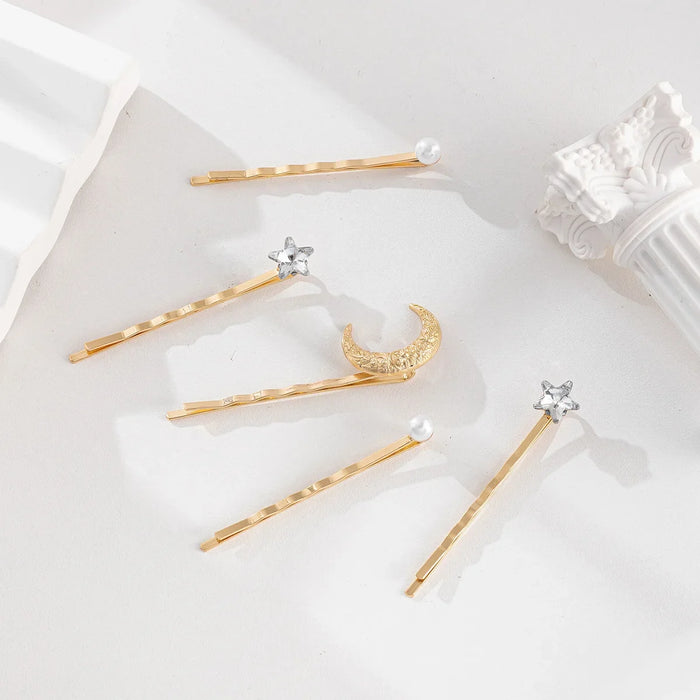 Wholesale Fashion jewelry set with diamond studded stars, alloy moon headpiece, pearl hair clip set