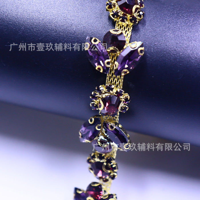 Wholesale Crystal rhinestone chain for DIY clothing accessories and decorations.