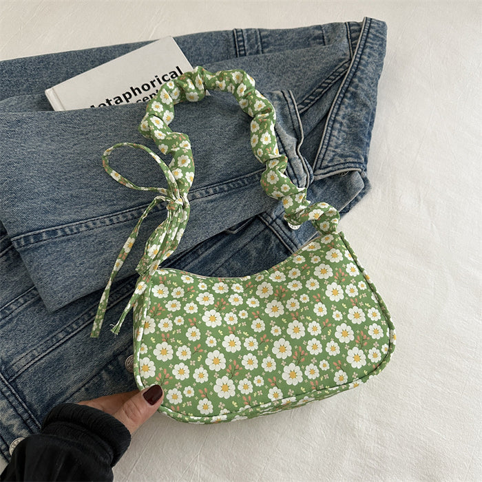 Wholesale Versatile pleated handbag, fashionable flower shoulder bag