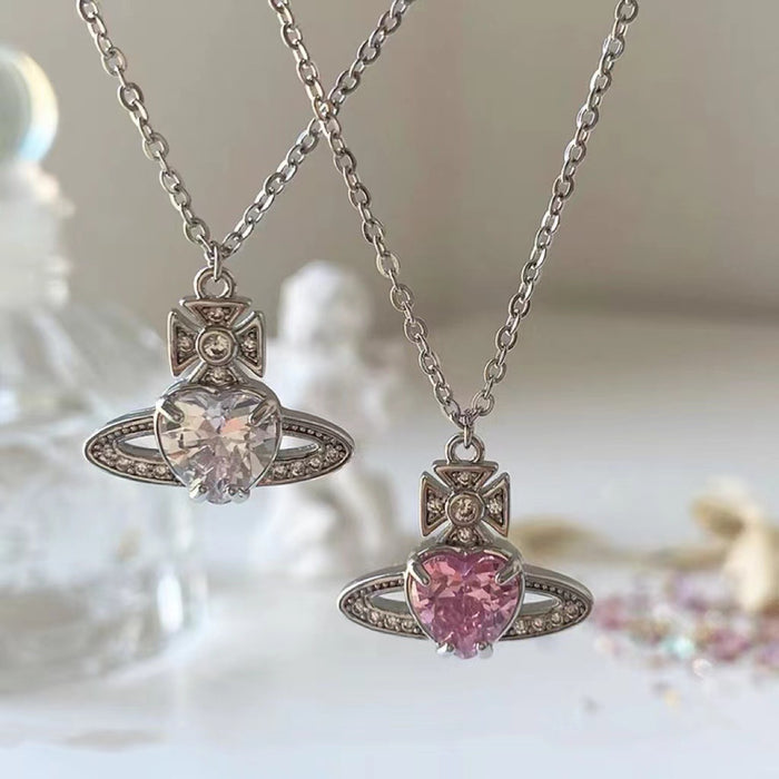 Wholesale Love necklace exquisite, luxurious, high-end, niche design temperament collarbone chain