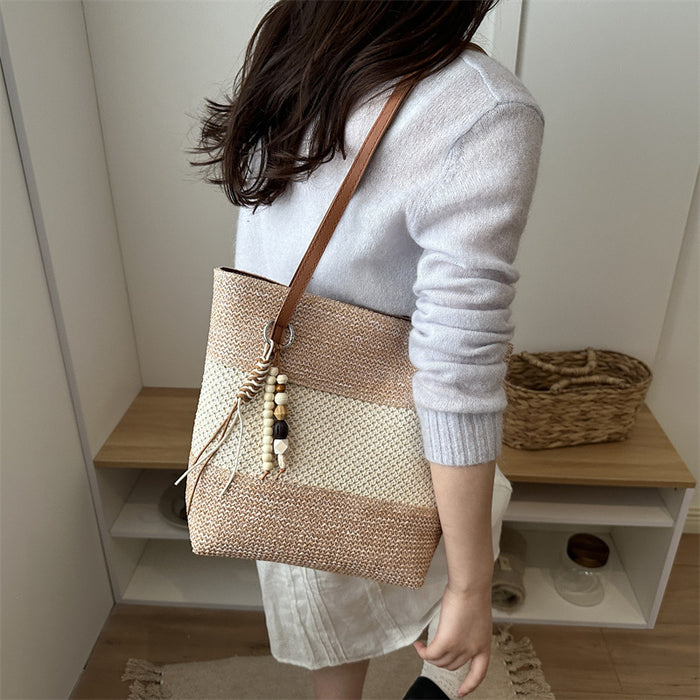 Wholesale Large Capacity Stylish and Unique Minimalist Underarm Bag for Women