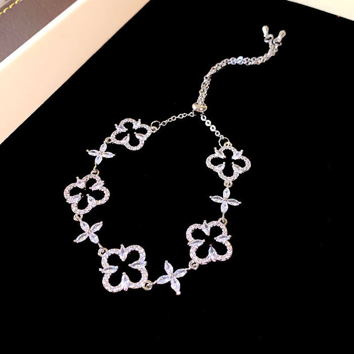 Wholesale lucky four-leaf grass bracelet temperament jewelry design jewelry women