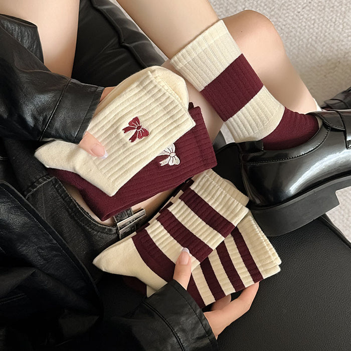 Wholesale Middle tube sock college style boneless pile sock cotton