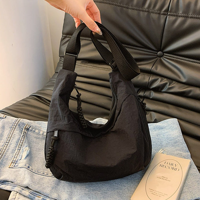 Wholesale Fashion class crossbody bag, simple and large capacity shoulder bag, commuting bag