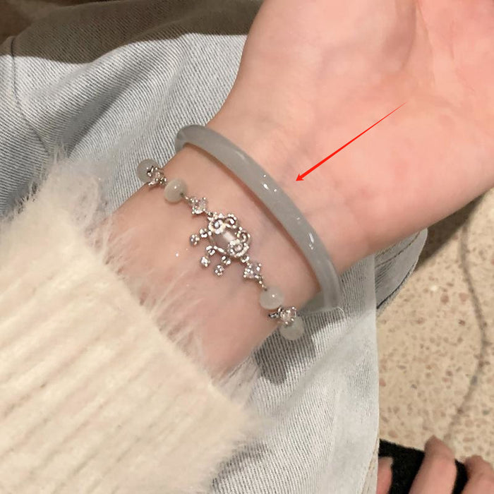 Wholesale Butterfly bracelet with niche design, high-end feel, floral zircon jewelry, versatile, light luxury, exquisite