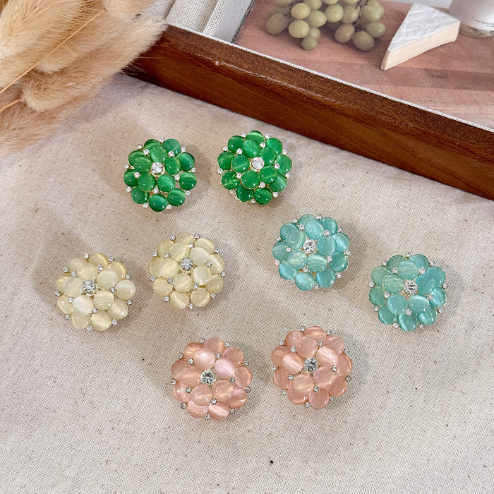 Wholesale Flower earrings, fashionable and versatile earrings, silver needle earrings