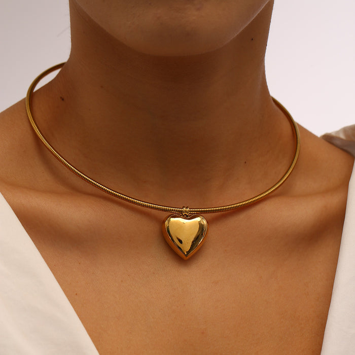 Wholesale Fashionable, simple and versatile design, stainless steel color retaining heart collar, heart-shaped collarbone chain wholesale
