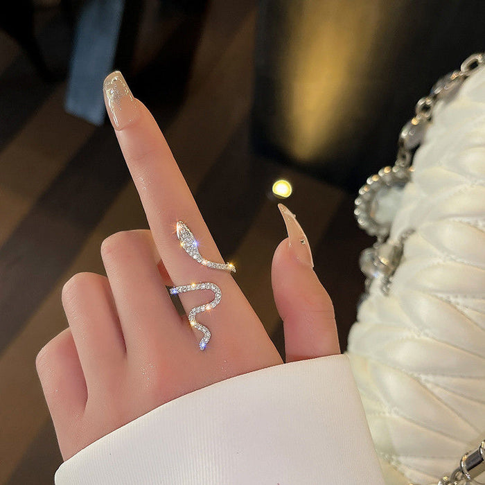 Wholesale Alloy ring, fashionable, luxurious, niche, high-end, open index finger ring