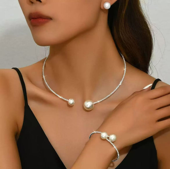 Wholesale 5pcs/set Jewelry Set Pearl and Rhinestone Choker and Bangle 3 Pieces