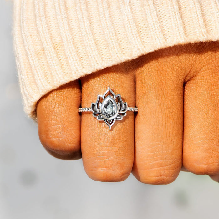 Wholesale New Alloy Flower Geometric Water Drop Ring Jewelry Premium