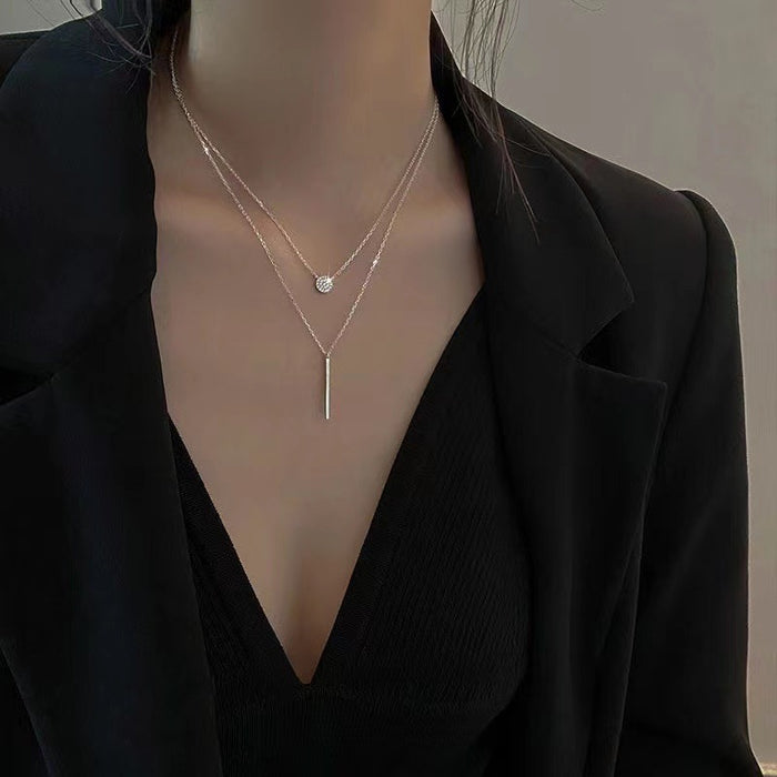 Wholesale Sweater chain, trendy necklace, light luxury, niche, high-end, long style, paired with base shirt accessories