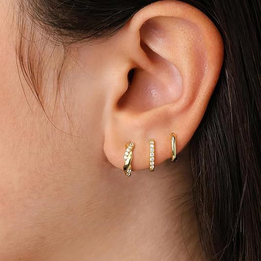 Wholesale Fashionable Zirconia Ear Cartilage Earrings with Simple, Versatile and Elegant Design, Small Circular Earring Buckle