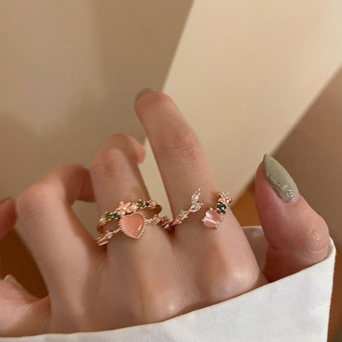 Wholesale Double layered heart-shaped open ring design with a luxurious and high-end feel. Adjustable index finger ring