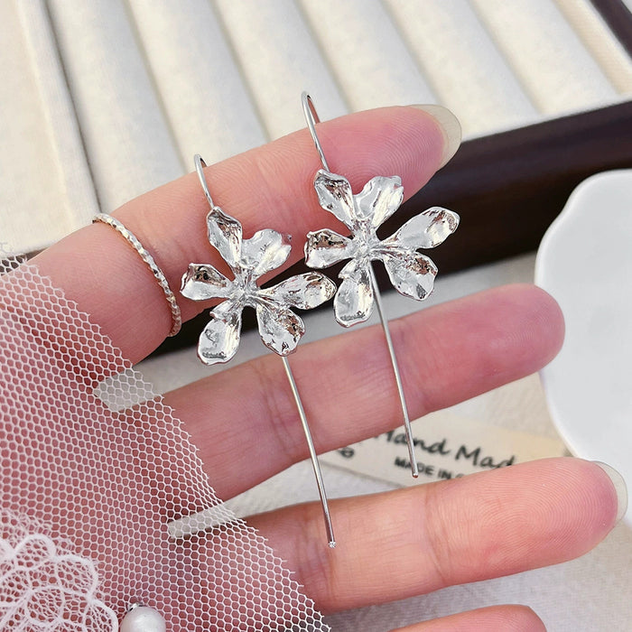 Wholesale Petal earrings, exquisite and high-end, long tassel earrings, light luxury ear hooks, elegant earrings