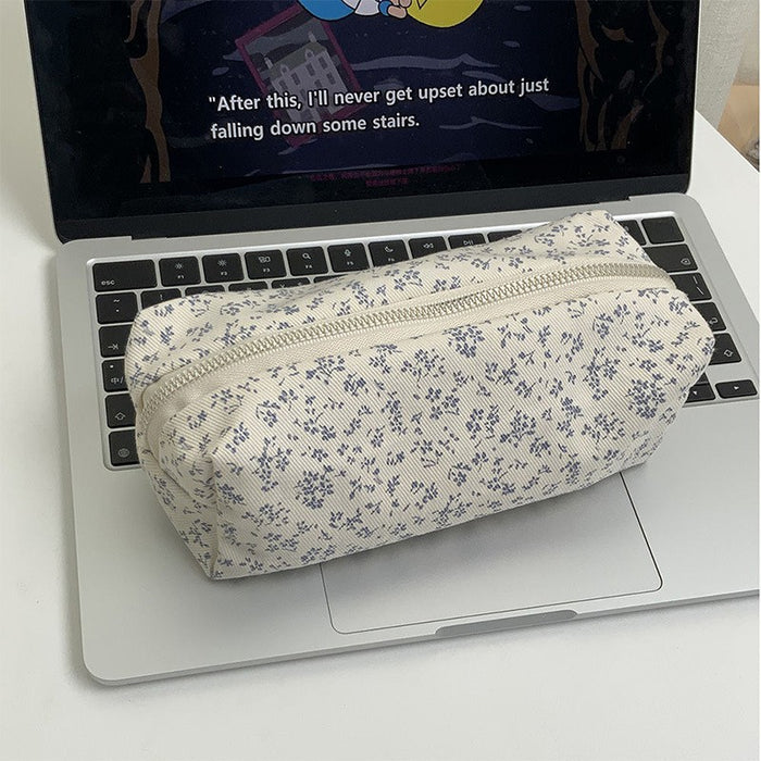 Wholesale Canvas Cream Floral Pencil Case Large Capacity Makeup Bag