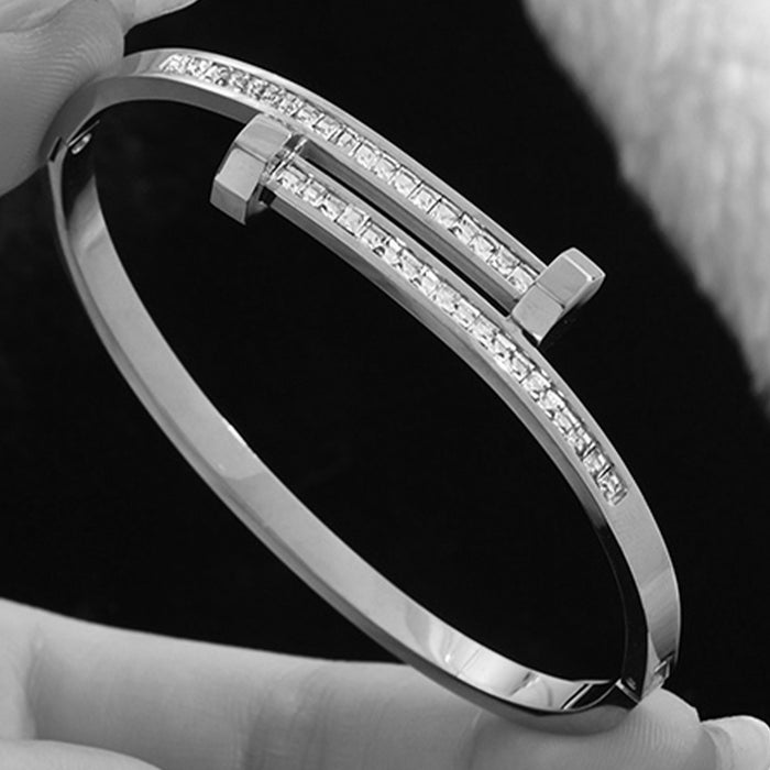 Wholesale Titanium Steel Rhinestone Clover Bangle Bracelet Set Gold And Silver Fashion Jewelry