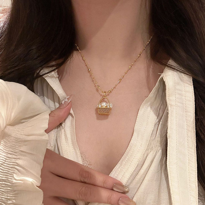 Wholesale Magic Chain Pearl Small Flower Basket Necklace Flash Diamond Clavicle Chain