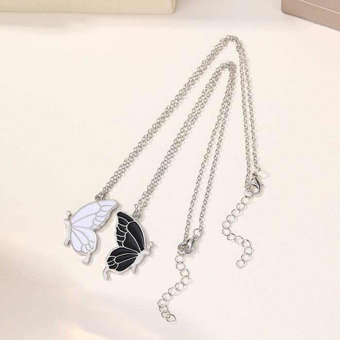 Wholesale Exaggerated jewelry, personalized butterfly pendant, fashionable and versatile alloy, couple layered necklace