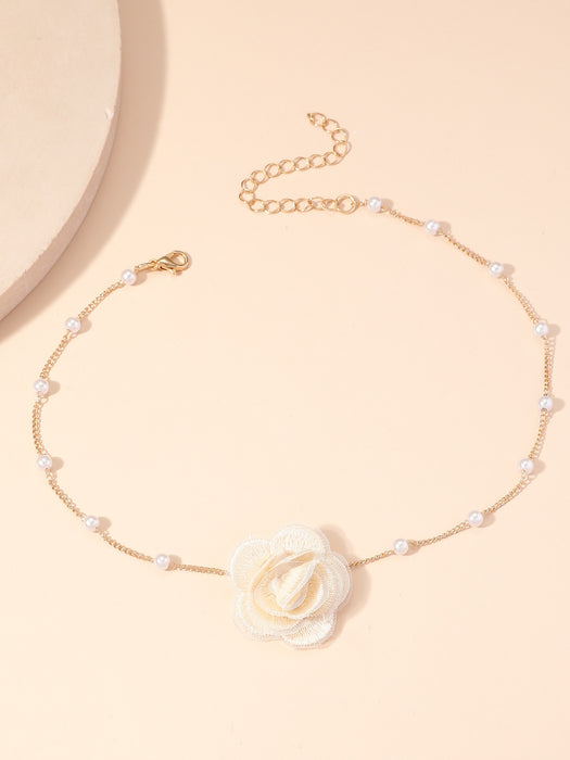 Wholesale Sweet retro flower necklace, fashionable collarbone necklace, new pearl flower necklace