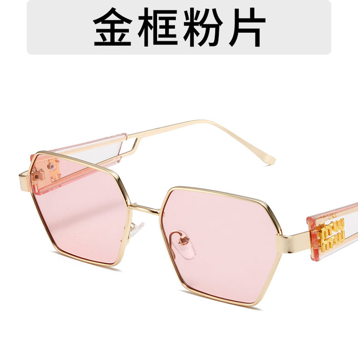 Wholesale Same style metal full frame sunglasses with personalized hollow out glasses