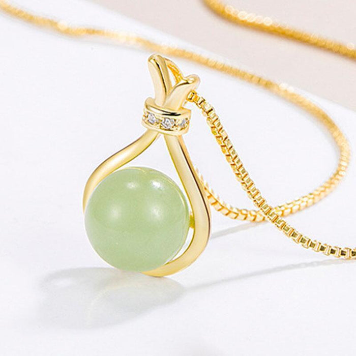 Wholesale Pendant Necklace Elegant Versatile Collarbone Chain