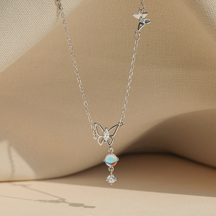 Wholesale Minimally designed moonstone butterfly tassel pendant, niche design necklace, collarbone chain