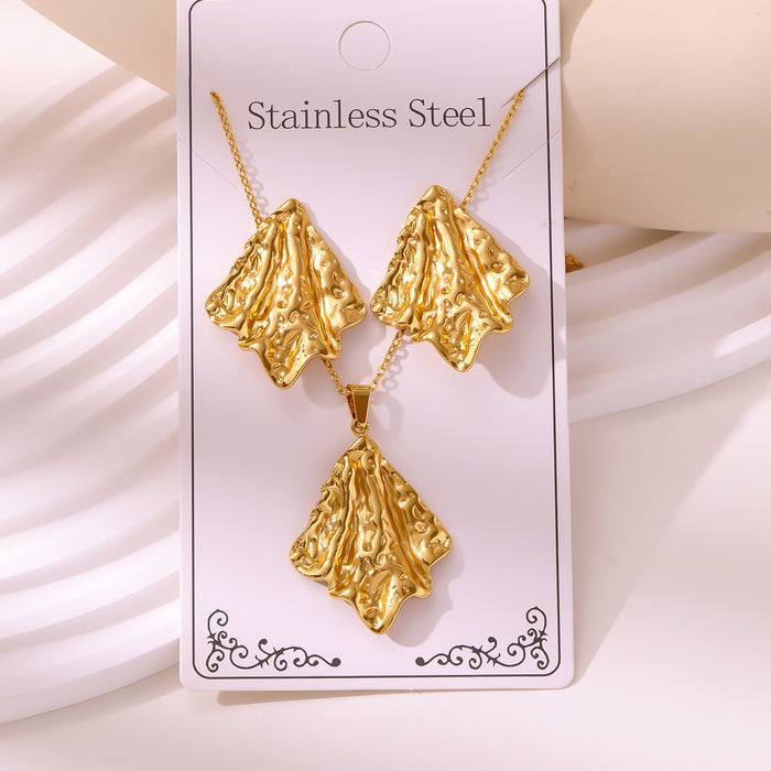 Wholesale RetroEarrings Necklace Stainless Steel Gold-Plated Jewelry