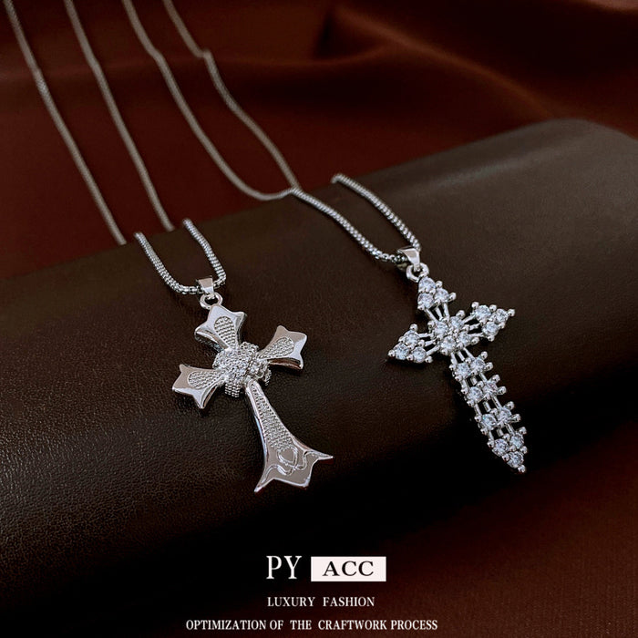 Wholesale Zircon cross pendant necklace, versatile collarbone chain, niche high-end fashion accessories wholesale