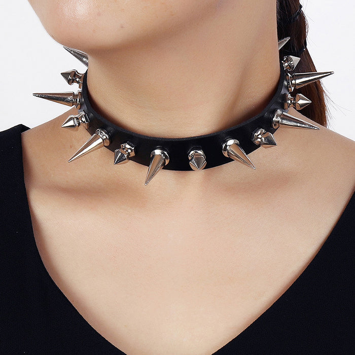 Wholesale Sharp nail collar, necklace, jewelry, fashionable women's neck chain, collarbone chain