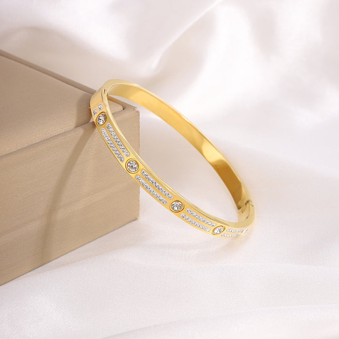 Wholesale Titanium steel versatile and high-end round-head bracelet