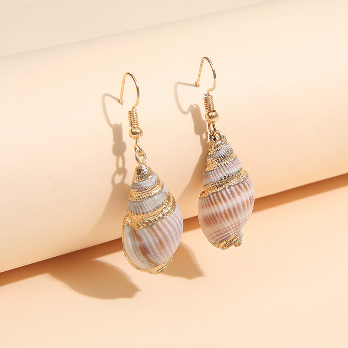 Wholesale New creative conch shell earrings with personalized beach style and dual color conch shell earrings