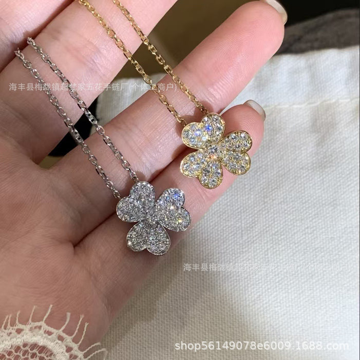Wholesale Gold Plated Clover Necklace Women' s Fashion Jewelry