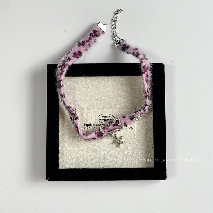 Wholesale Purple plush five-pointed star collar