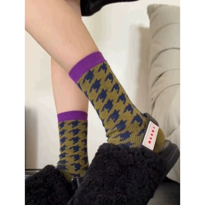 Wholesale Retro artistic style geometric socks, mid tube socks with double needles and dual channels, niche design, mid tube socks
