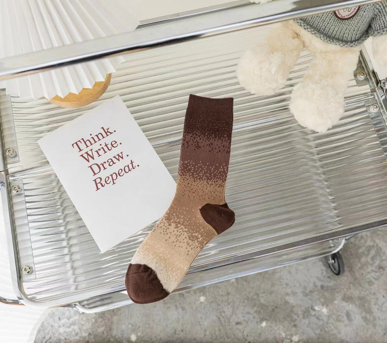Wholesale Sock fashion designer tie dye gradient color personalized pure cotton mid tube socks