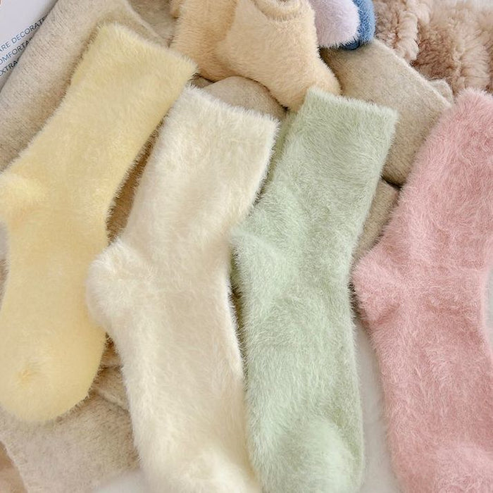 Wholesale Solid Color Mink Velvet Socks