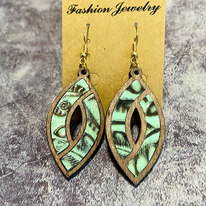 Wholesale Retro leather earrings hollow horse eye texture earrings personalized light earrings